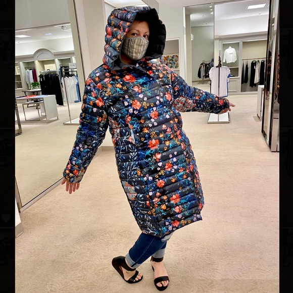 Welcome to My Closet! - Picture 4 of 8